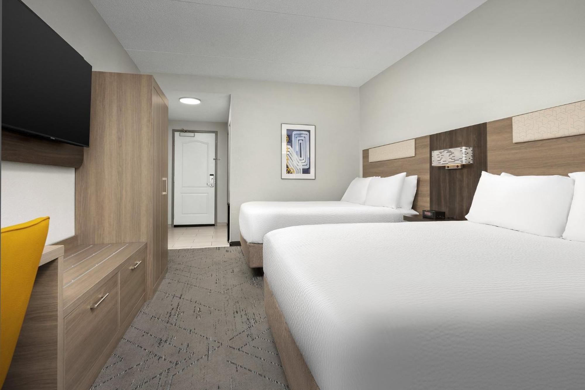Holiday Inn Express Hotel & Suites Greensboro - Airport Area By Ihg מראה חיצוני תמונה