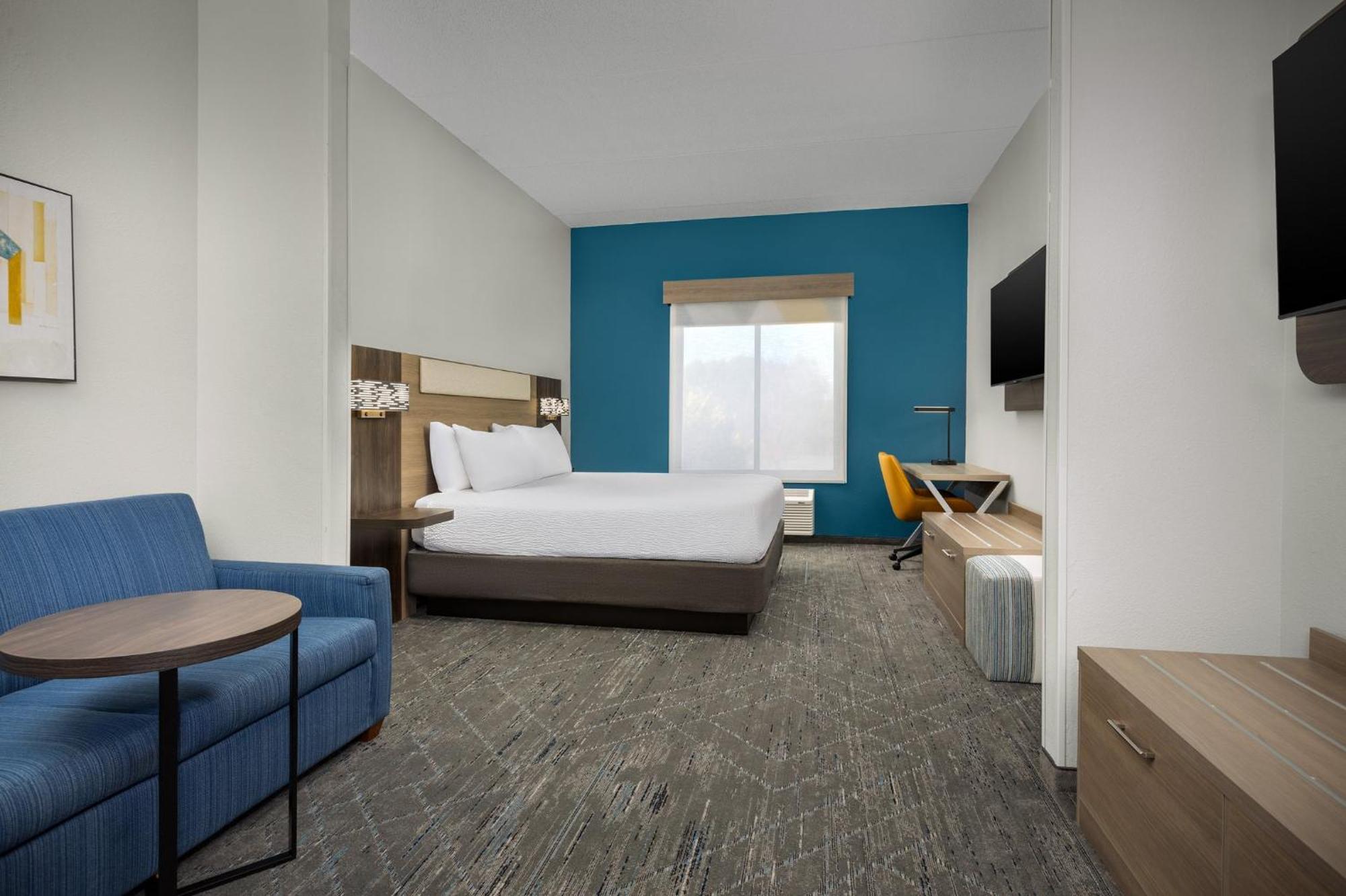 Holiday Inn Express Hotel & Suites Greensboro - Airport Area By Ihg מראה חיצוני תמונה