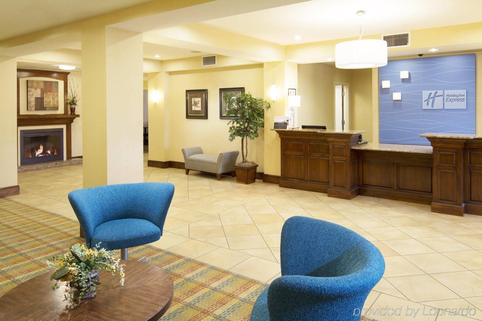 Holiday Inn Express Hotel & Suites Greensboro - Airport Area By Ihg מראה חיצוני תמונה